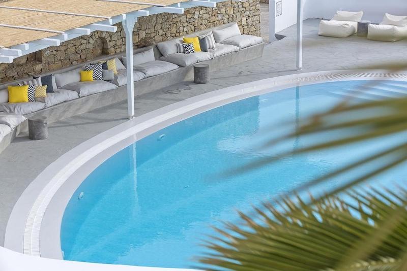 Boheme Hotel