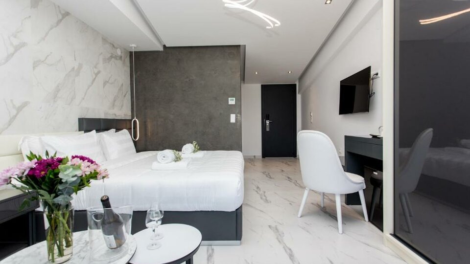 Crystal Villas and Suites