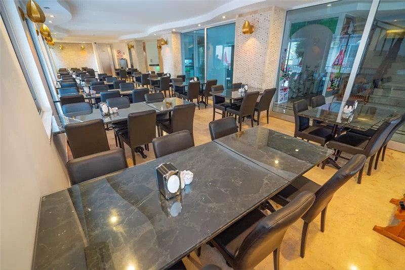 Kleopatra Celine Hotel
