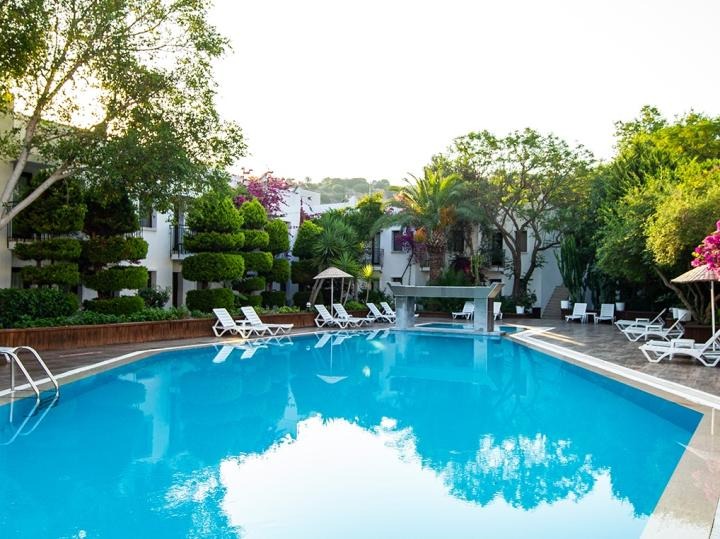 Hotel Club Flora