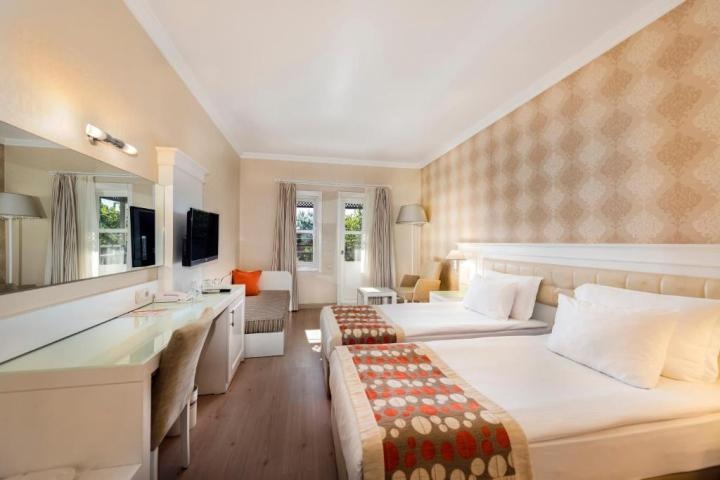 Club Nena Hotel