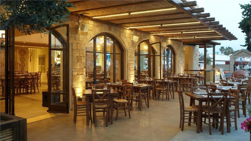 Melpo Antia Hotel and Suites
