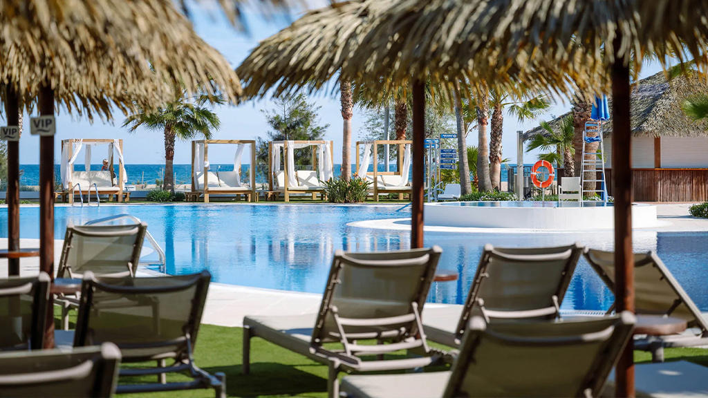 Tahiti Playa Hotel and Suites