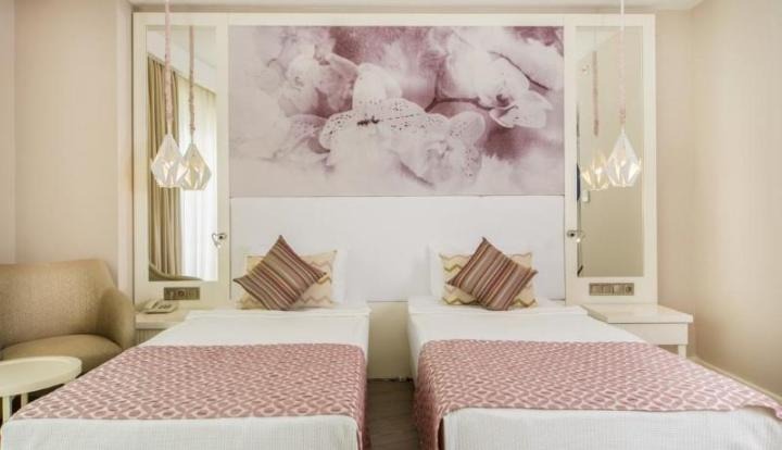 Diamond Premium Hotel & Spa