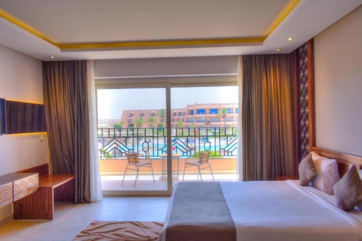 Hotel Jasmine Palace Resort and Spa