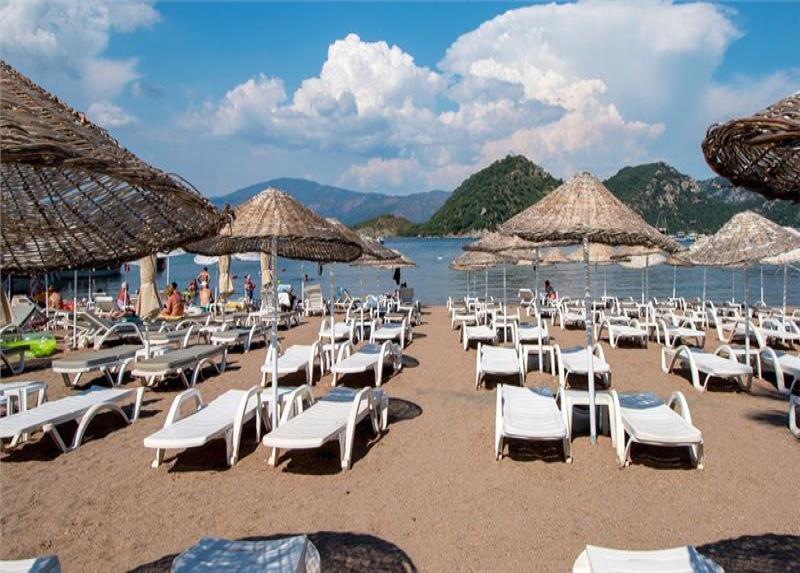 Supreme Beach Hotel