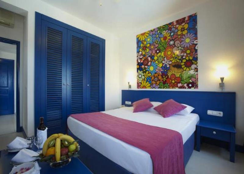 Bodrum Holiday Resort & Spa Hotel