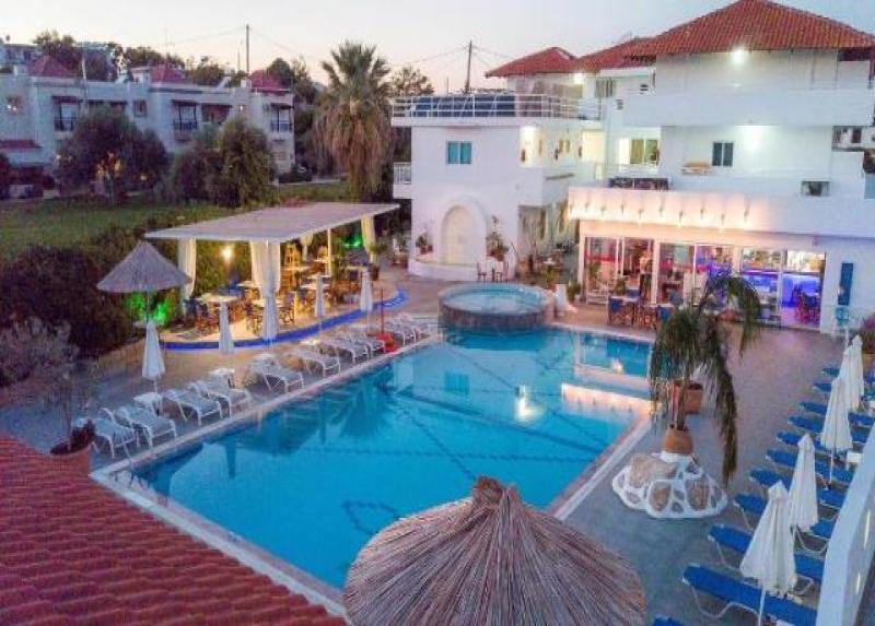 Tina Plus Hotel