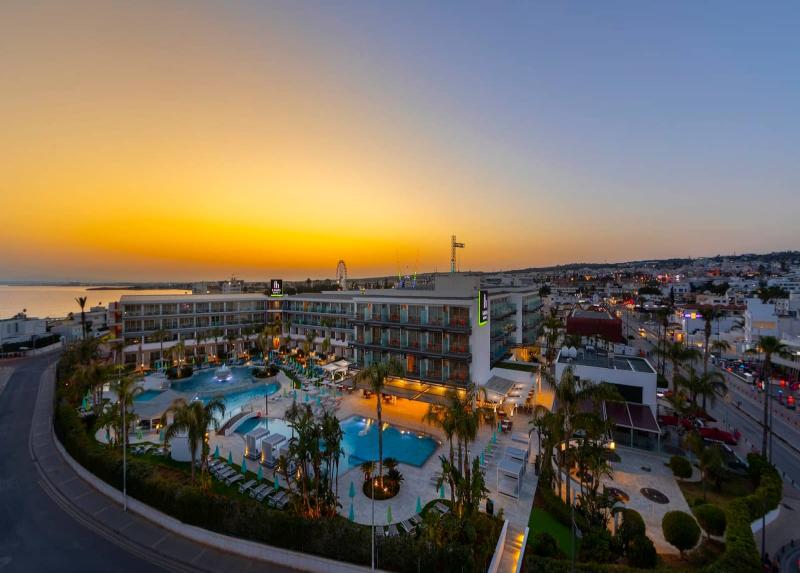Faros Hotel