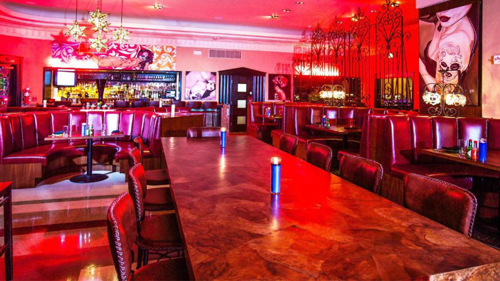 Dream South Beach by Hilton