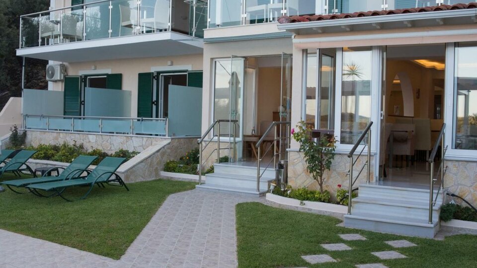 Oasis Lefkada 