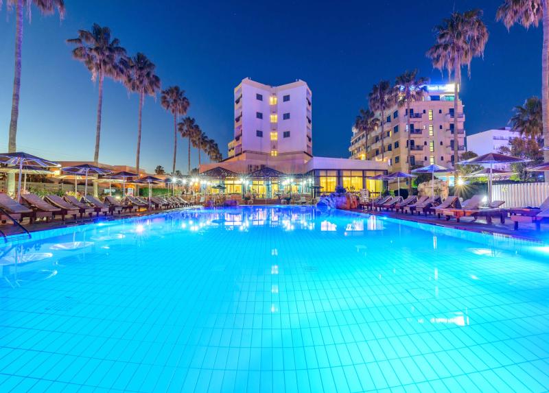 Pavlonapa Beach Hotel