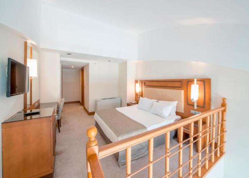 Crystal Prestige Elite Hotel