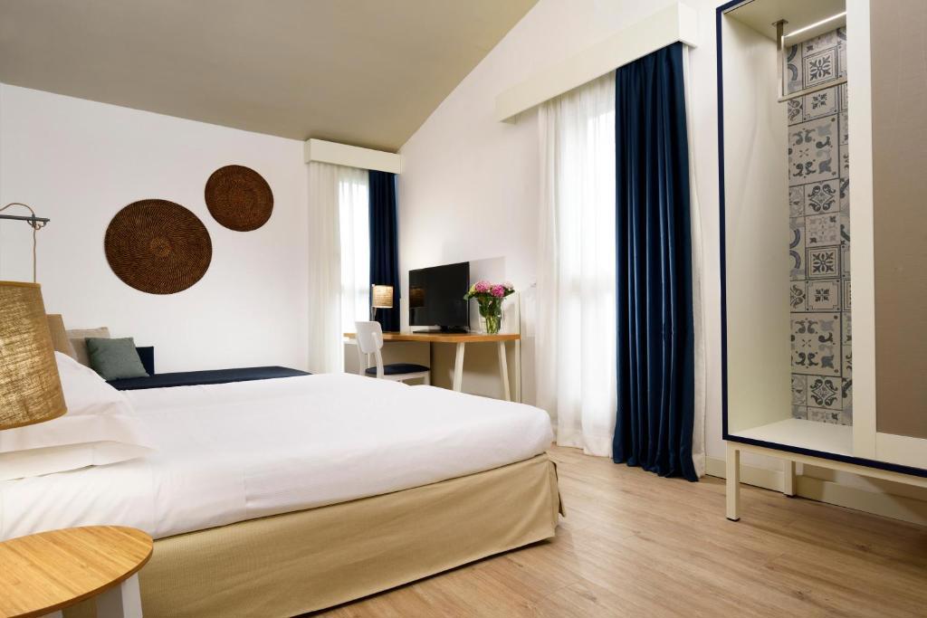 UNAHOTELS Naxos Beach