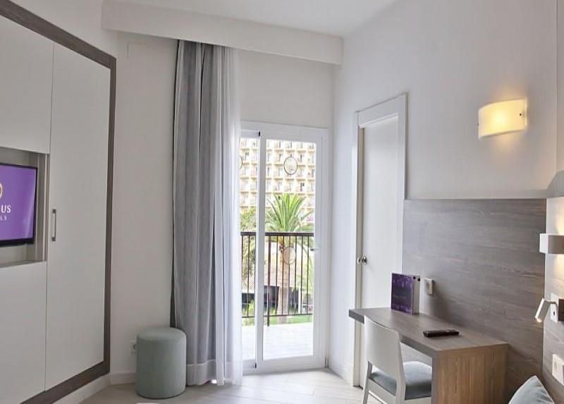 Fergus Bermudas Hotel