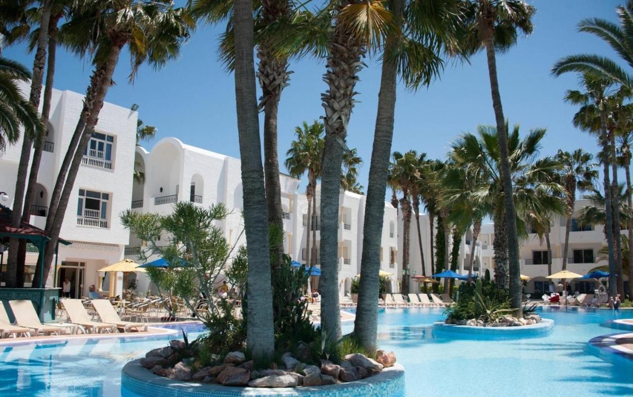 Nesrine Hotel