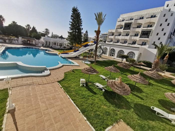 Hotel Jinene Resort