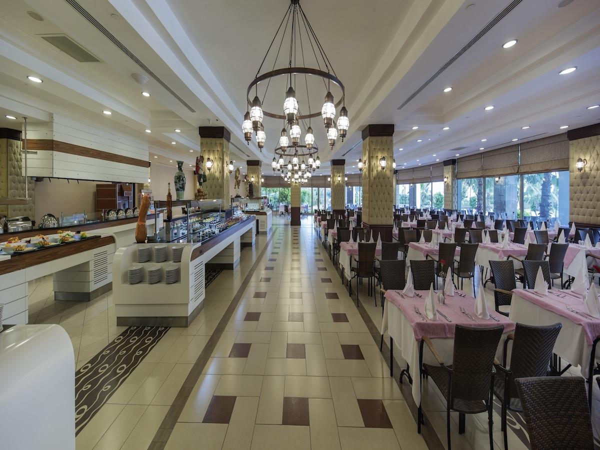 Alba Royal Hotel