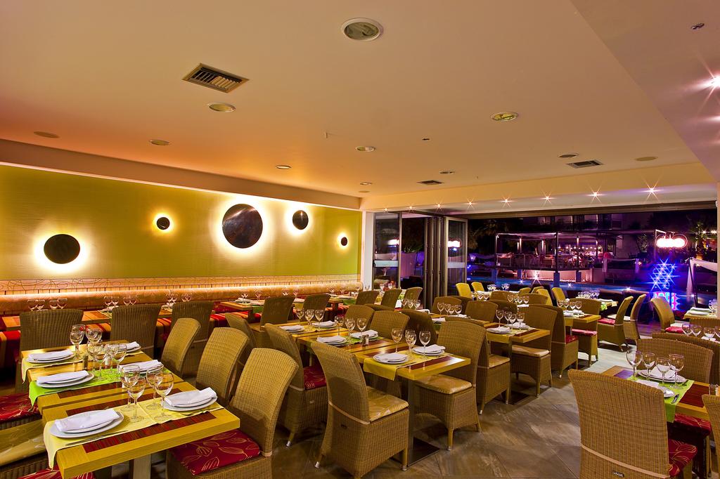 Hotel Flegra Palace