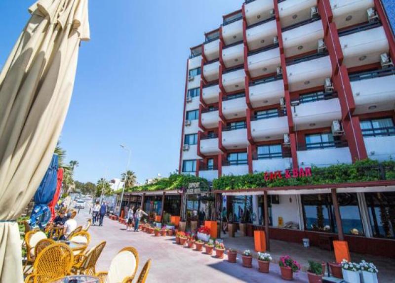 Sunday Beach Hotel
