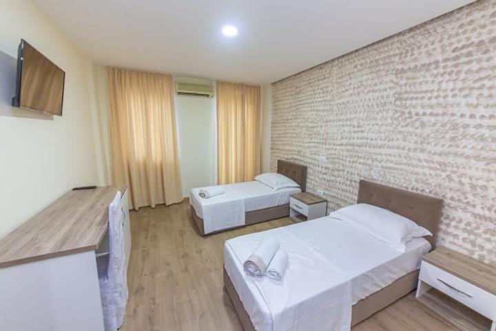 Hotel Esal