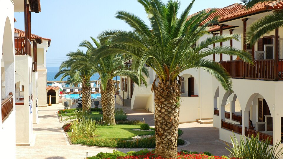 Hotel Xenios Possidi Paradise