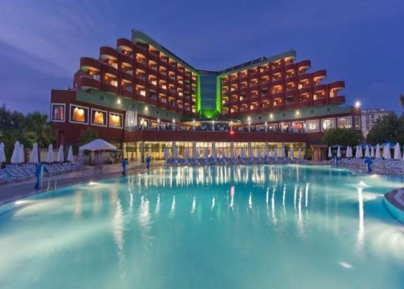 Delphin Deluxe Resort Hotel