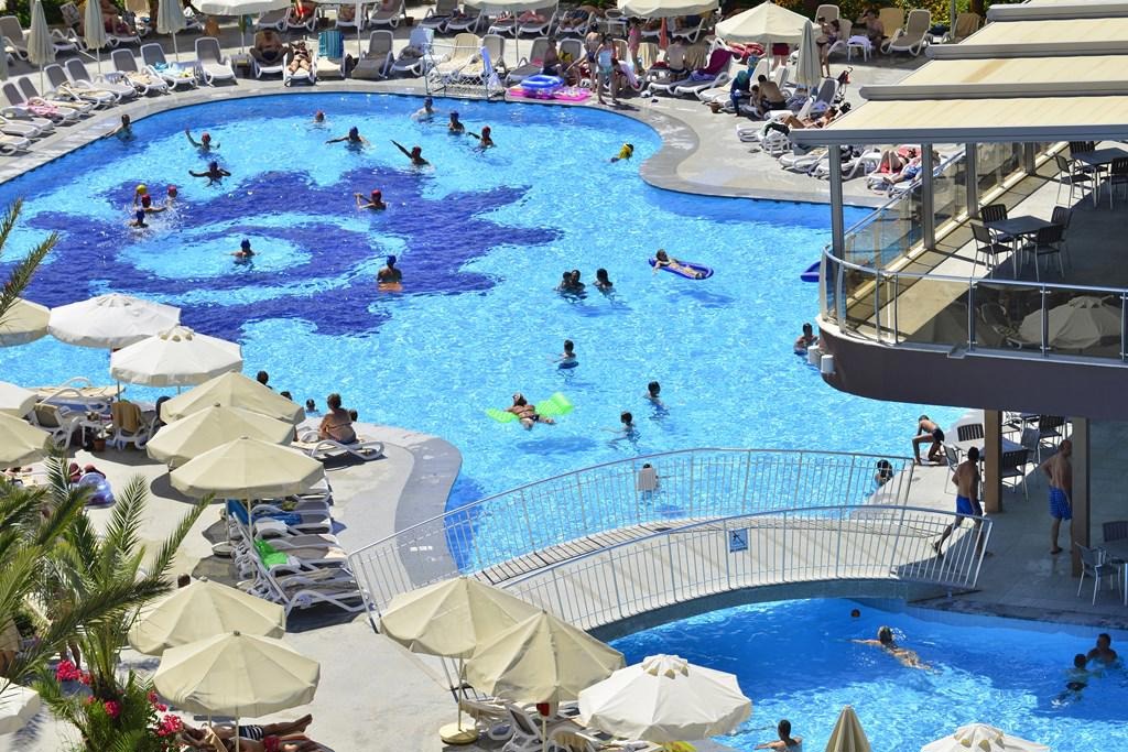 Sunmelia Beach Resort