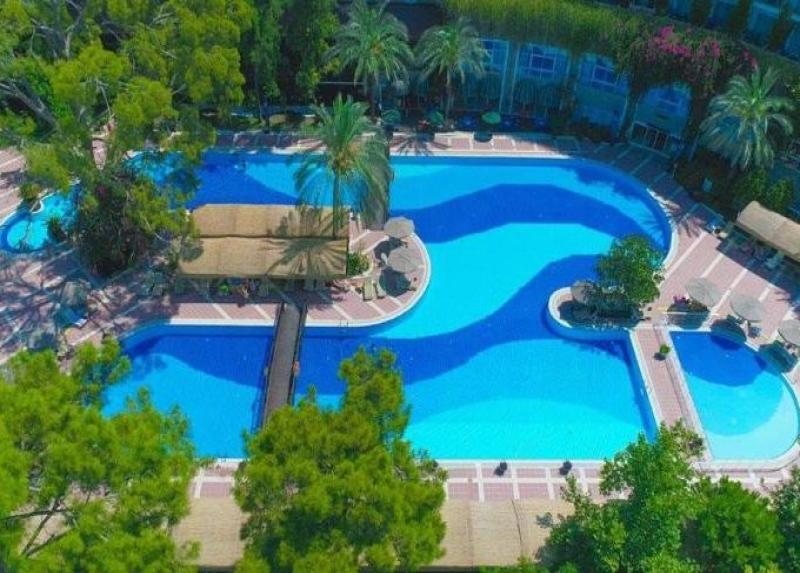 Seven Seas Gravel Select Hotel