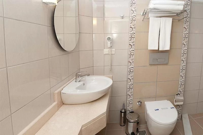 Azak Hotel