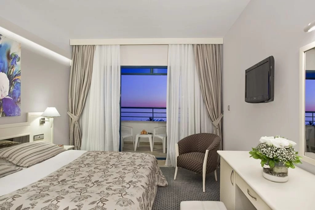 Sunrise Resort Hotel