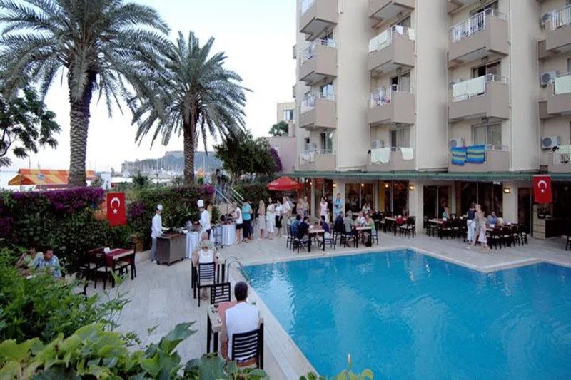 Viking Nona Beach Hotel