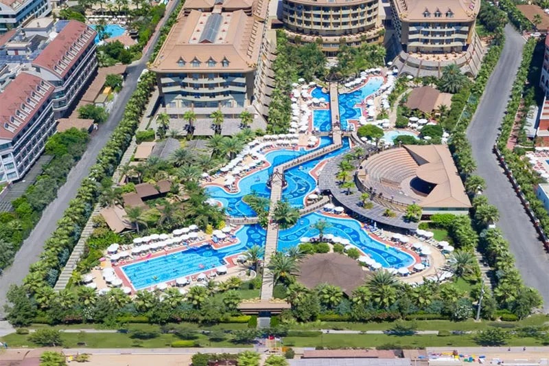 Royal Dragon Hotel