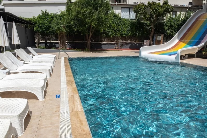 Krizantem Hotel