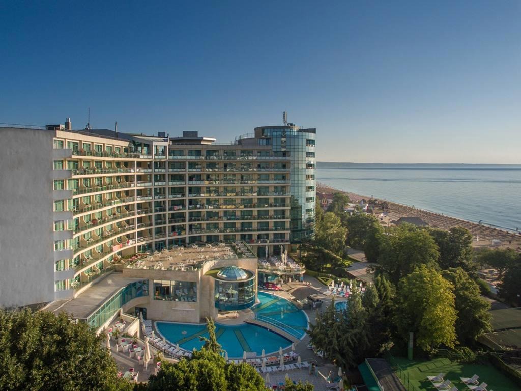 Marina Grand Beach Hotel