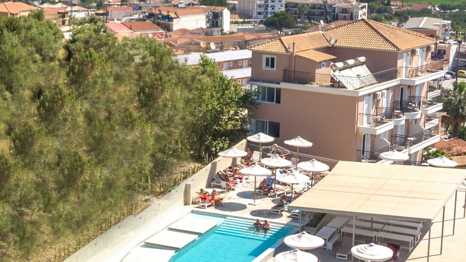 Altura Hotel 