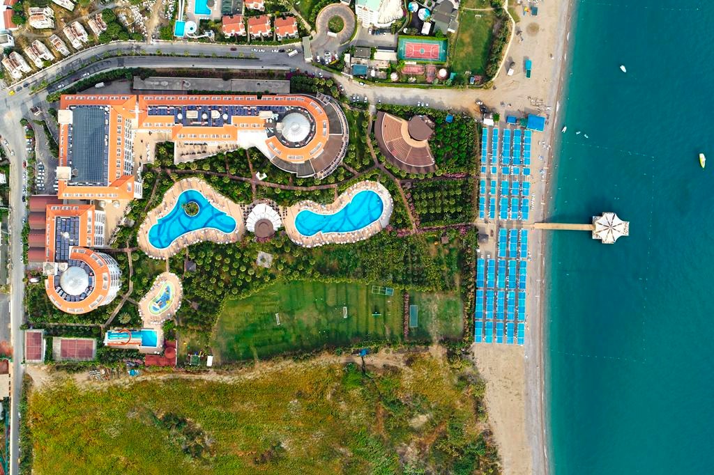Seaden Sea World Resort & Spa