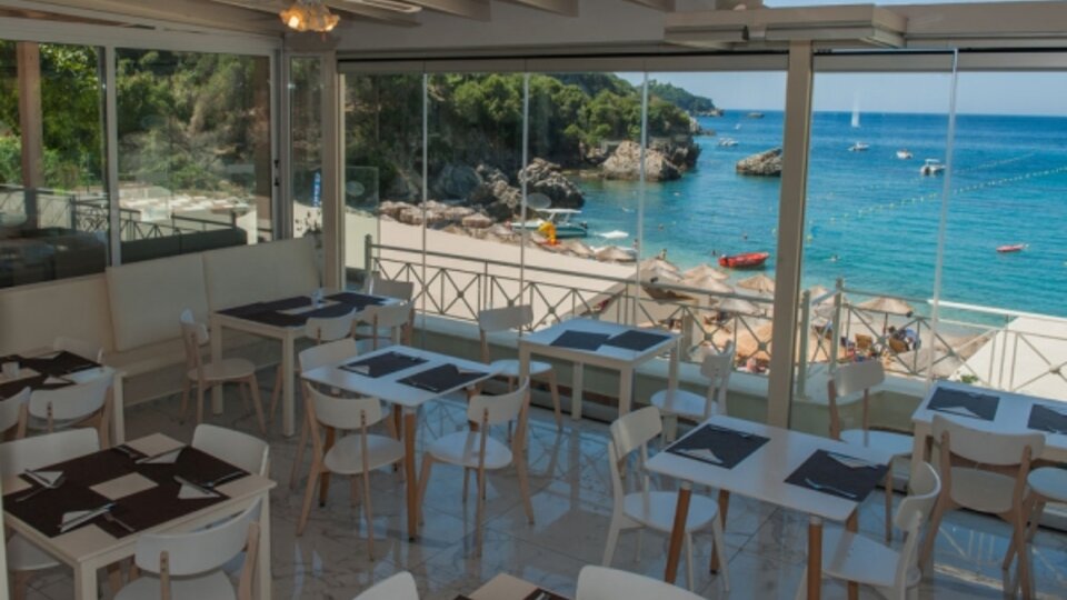 Ninos Blue Princes Beach Hotel