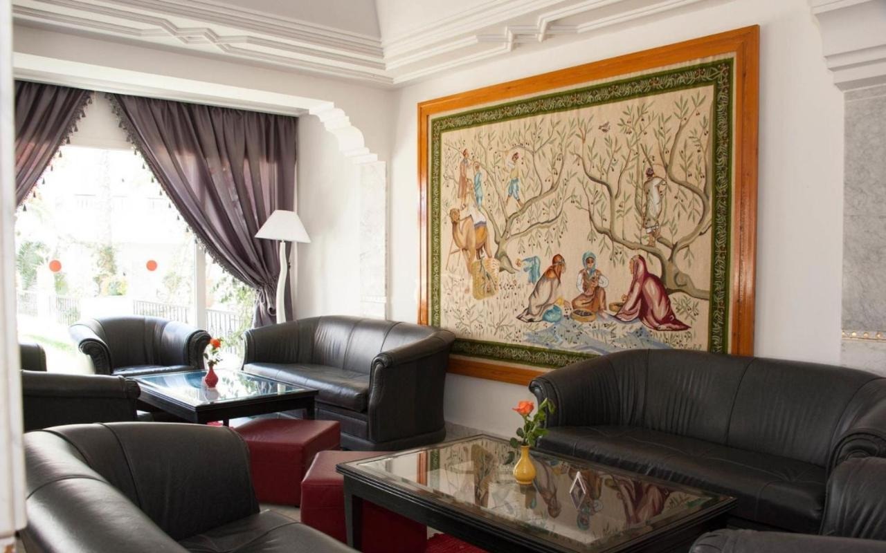 Nesrine Hotel