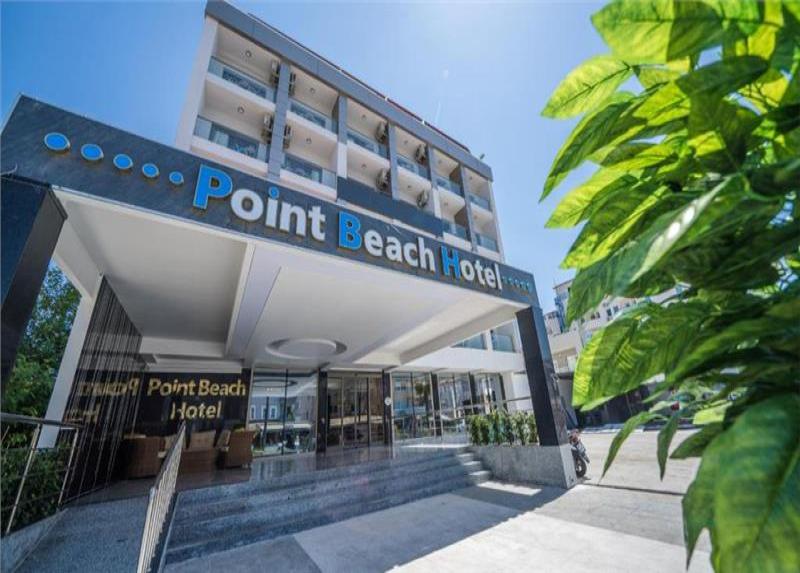 Point Beach Hotel