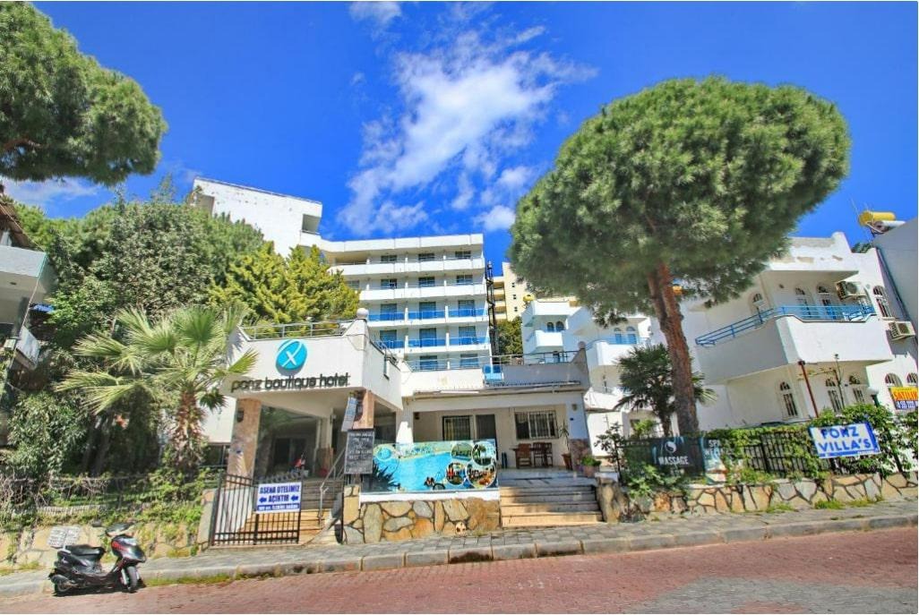 Ponz Boutique Hotel