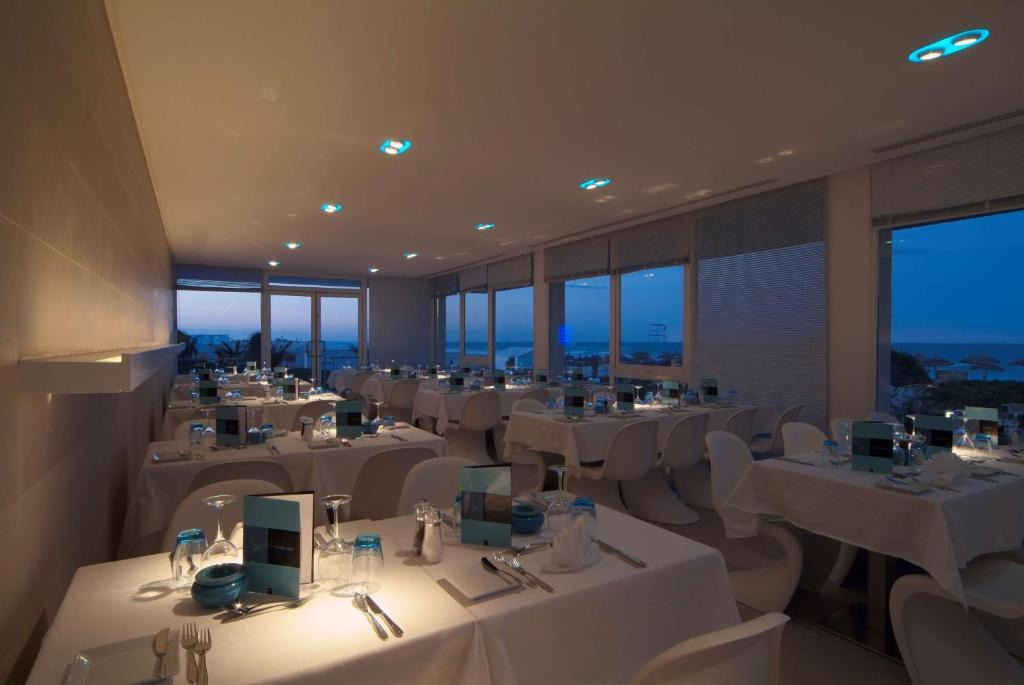 Radisson Blu Palace Resort and Thalasso