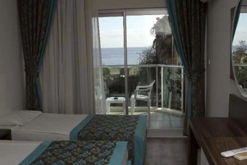 Kleopatra Blue Hawaii Hotel