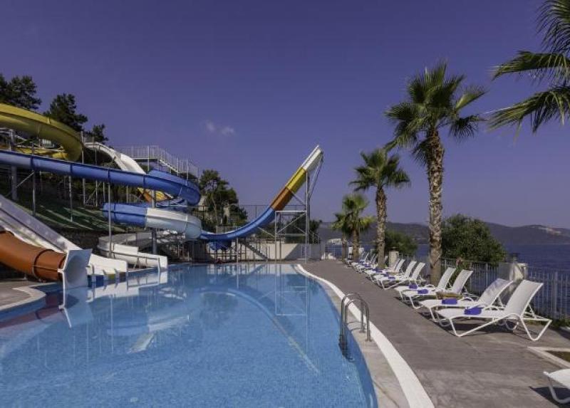 Blue Dreams Resort and Spa Hotel