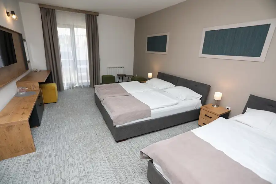 Hotel Board