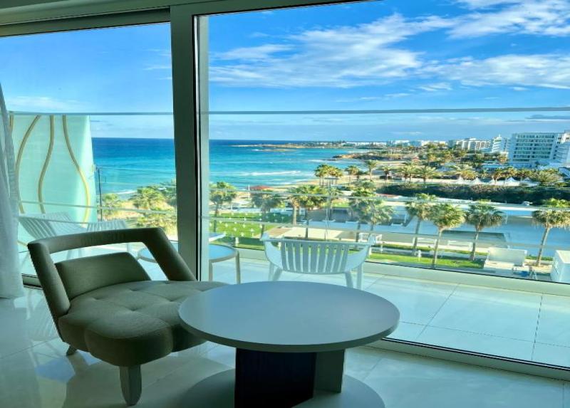 Constantinos The Great Beach Hotel