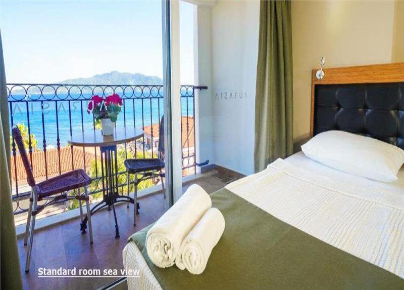 Aurasia Sea Side Hotel