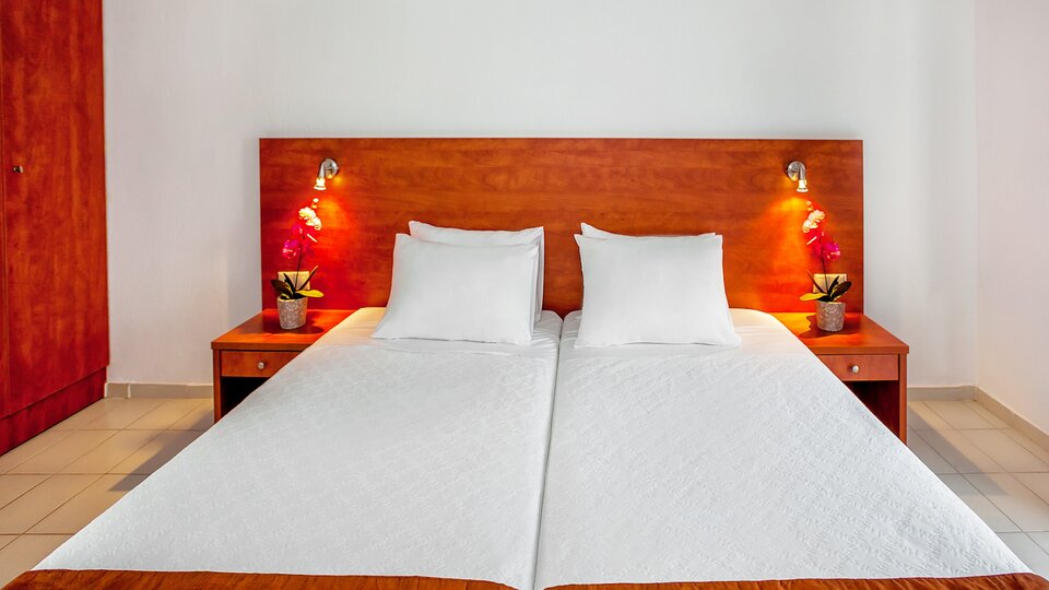 Hotel Xenios Dolphin Beach