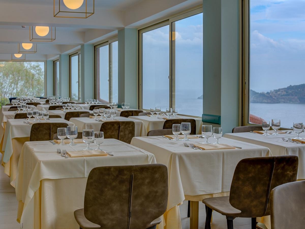 Hotel Antares