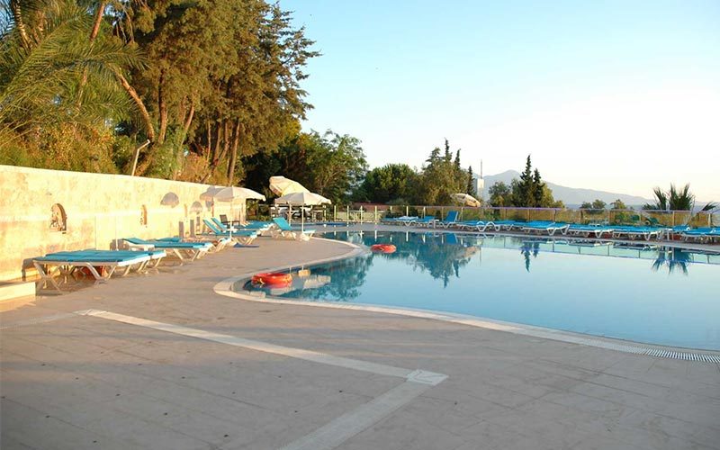 Arora Hotel